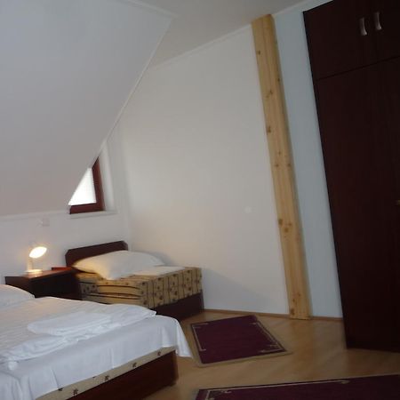Aba Vezer Vendeghaz Hotel Abaújszántó Bagian luar foto