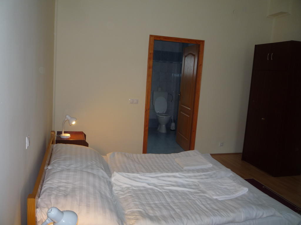 Aba Vezer Vendeghaz Hotel Abaújszántó Ruang foto