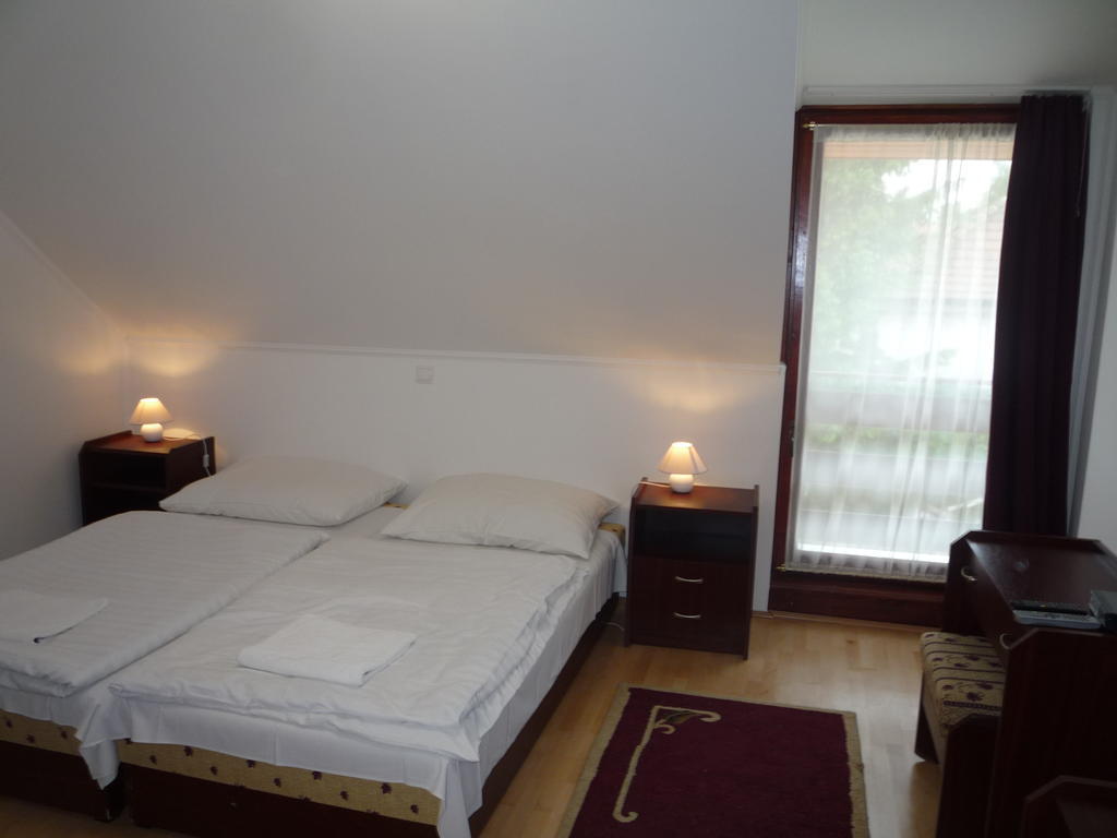 Aba Vezer Vendeghaz Hotel Abaújszántó Ruang foto