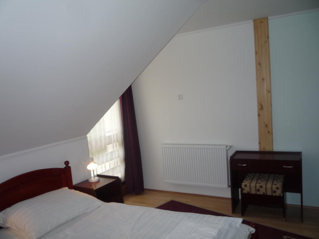 Aba Vezer Vendeghaz Hotel Abaújszántó Ruang foto